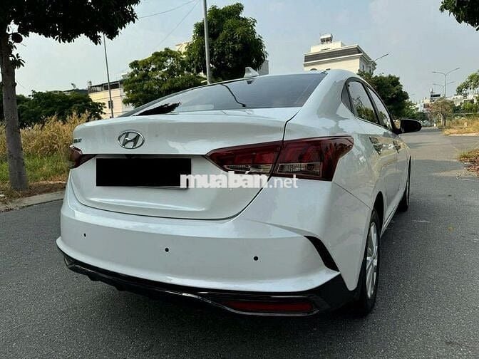 Hyundai Accent 2024 số tự động màu trắng