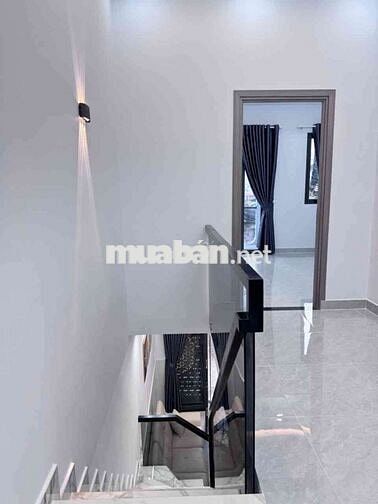 Bán nhà / cạnh Tên Lửa chỉ 5 t.ỷ.
+ 4×11m ,2 tầng 3pn (1pn trệt) 2wc.