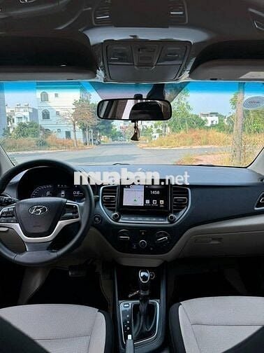 Hyundai Accent 2024 số tự động màu trắng