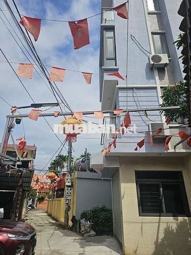 Bán nhà căn góc hai mặt ngõ ô tô tại tổ 5 yên nghĩa