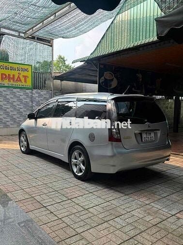 Mitsubishi Grandis 2008 Bạc,mẫu mới chạy bao sướng