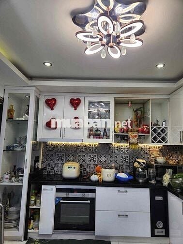 Bán nhà mặt tiền Lý Thường Kiệt