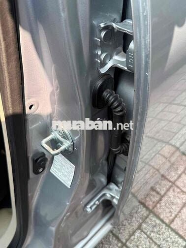 Mitsubishi Grandis 2008 Bạc,mẫu mới chạy bao sướng