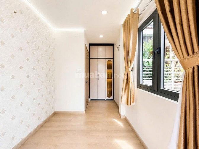 ⭕️ Hạ 550triệu Bán Nhanh HUỲNH VĂN BÁNH 30m²  — TRỆT, 2 LẦU ⭕ 