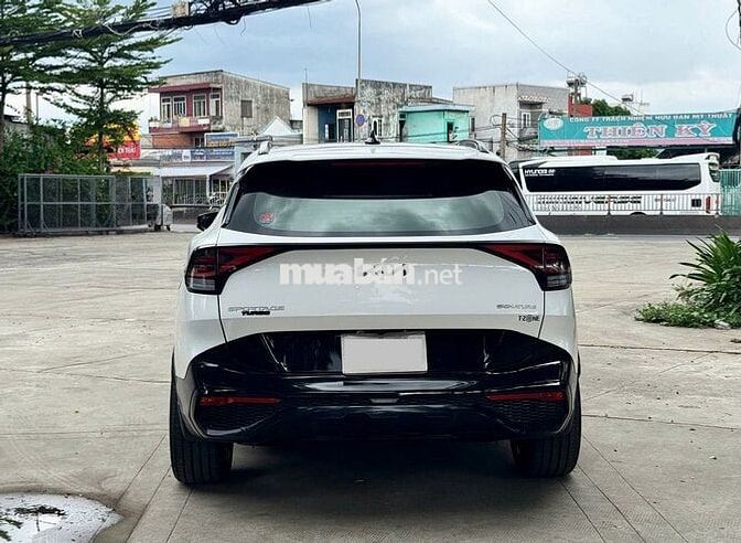 KIA SPORTAGE 2.0D SIGNATURE 2025 XE GIA ĐÌNH LƯỚT
