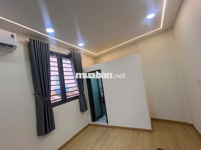 SIÊU RẺ!! Phùng Văn Cung (P.7, PN)  3 tầng - sát mặt tiền - chỉ 3.3 tỷ