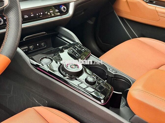 KIA SPORTAGE 2.0D SIGNATURE 2025 XE GIA ĐÌNH LƯỚT