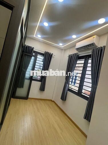 SIÊU RẺ!! Phùng Văn Cung (P.7, PN)  3 tầng - sát mặt tiền - chỉ 3.3 tỷ