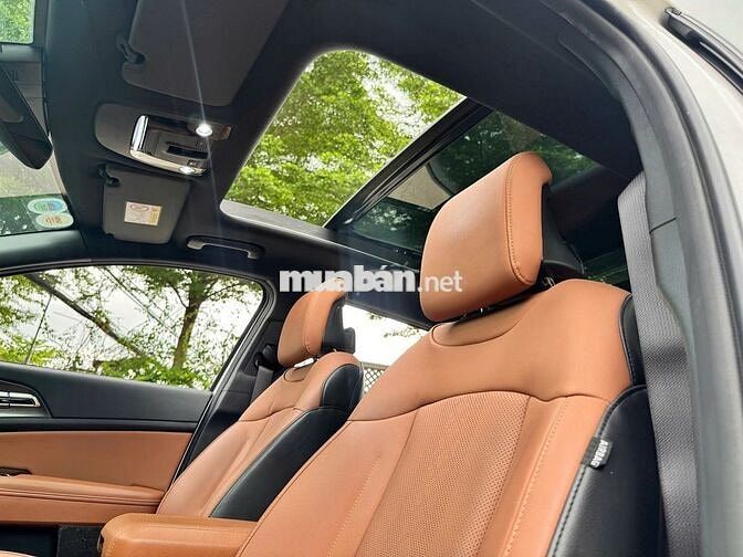KIA SPORTAGE 2.0D SIGNATURE 2025 XE GIA ĐÌNH LƯỚT