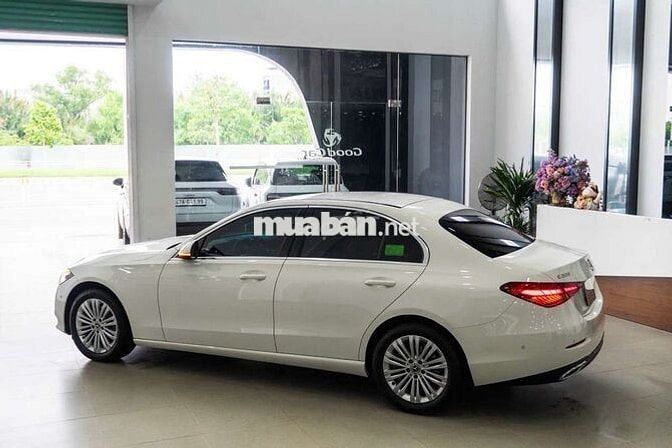 Mercedes-Benz C200 Avantgarde V1 2023 siêu lướt.