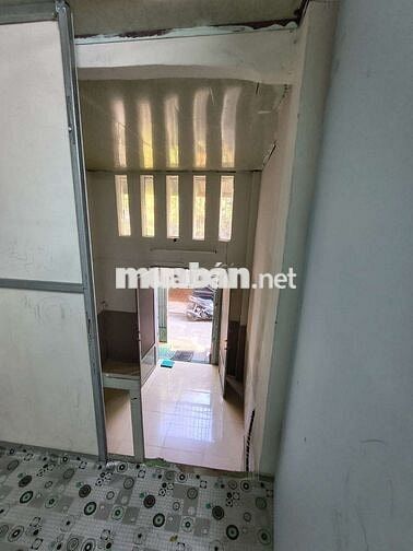 phòng trọ biệt lập gần ngã tư Bảy Hiền 