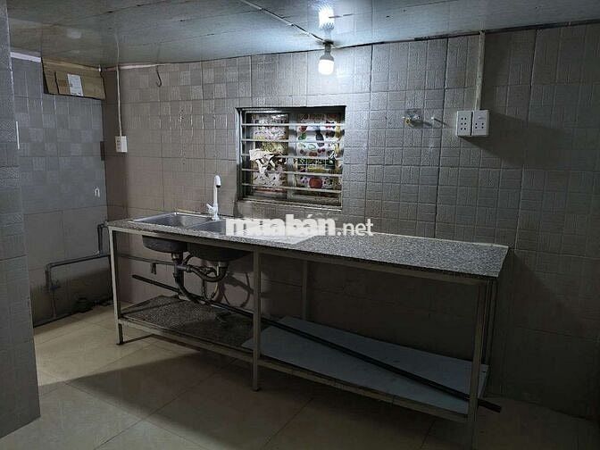 phòng trọ biệt lập gần ngã tư Bảy Hiền 