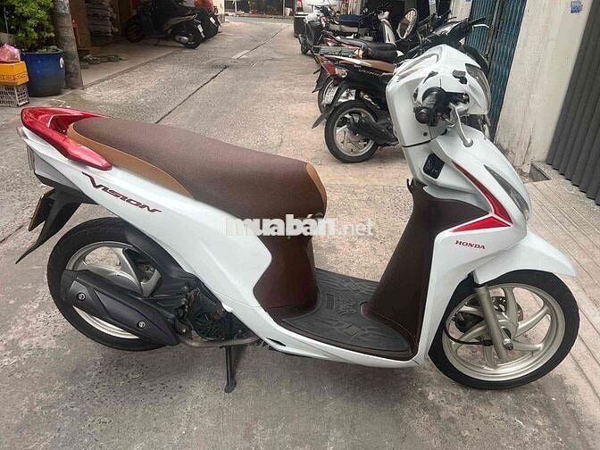 Honda Vision 2018 Trắng chính chủ bstp