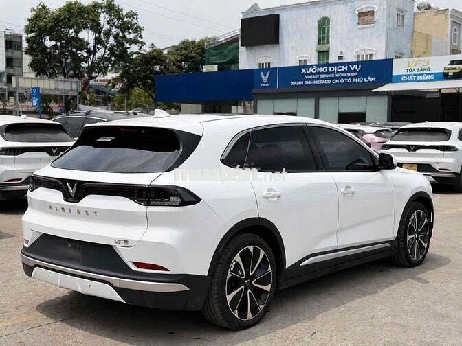 VinFast VF8 Plus Trắng 53.000 km