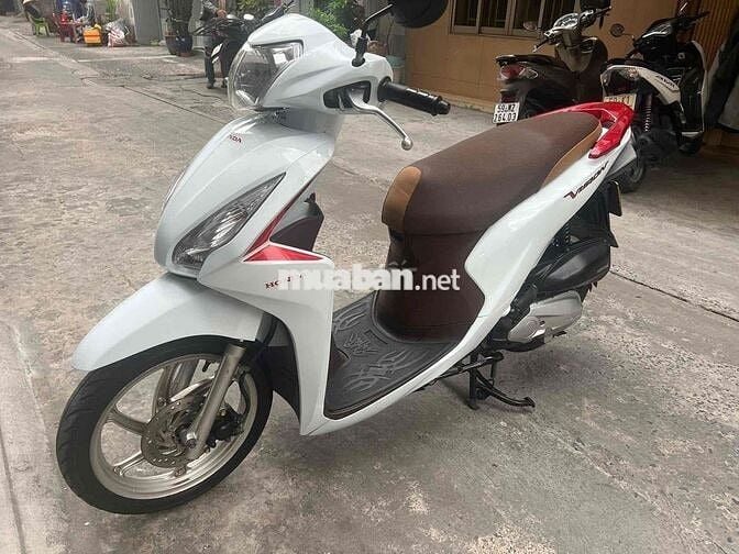 Honda Vision 2018 Trắng chính chủ bstp