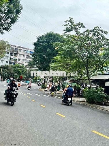 CHO THUÊ NHÀ CẤP 4 ĐƯỜNG 7M5 TIỂU LA, ĐOẠN KINH DOANH SẦM UẤT