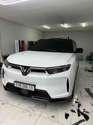 VinFast VF9 Eco 2025 Trắng 6600 km
