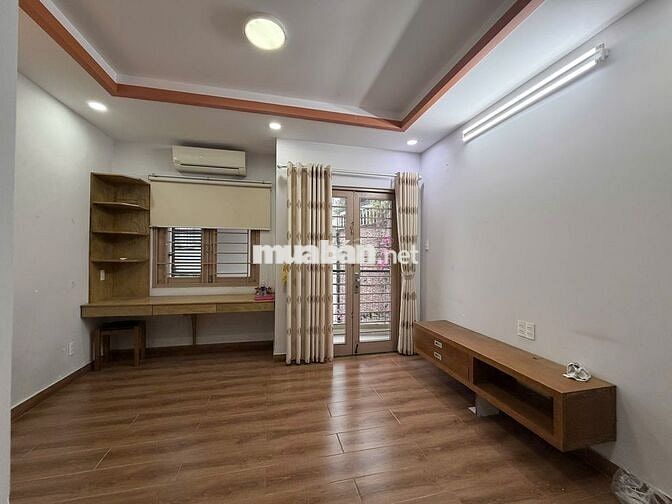Cho thuê nhà hxt 85 đường Phạm Viết Chánh P19 Bình Thạnh .
