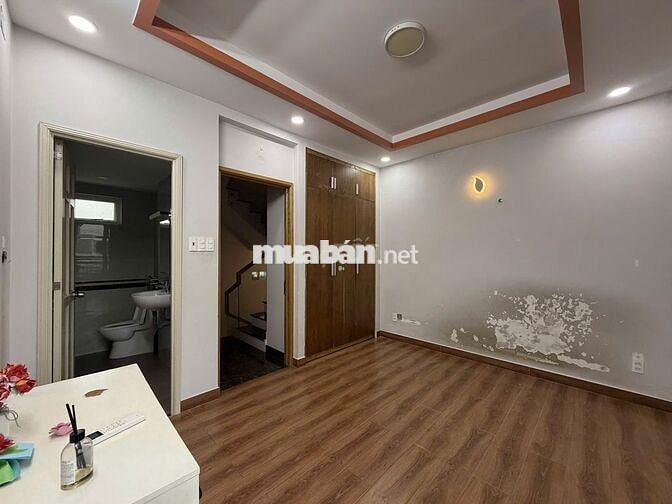 Cho thuê nhà hxt 85 đường Phạm Viết Chánh P19 Bình Thạnh .