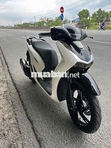 Honda SH 150 ABS 2020 Trắng đen