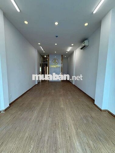 Nhà cho thuê nguyên căn. Mặt tiền đường Nguyễn Văn Thương, P.25, Q. BT