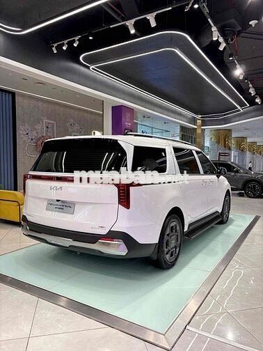 Kia Carnival HEV Signature 7 chỗ Trắng