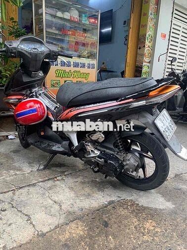 Honda Air Blade Đen vàng