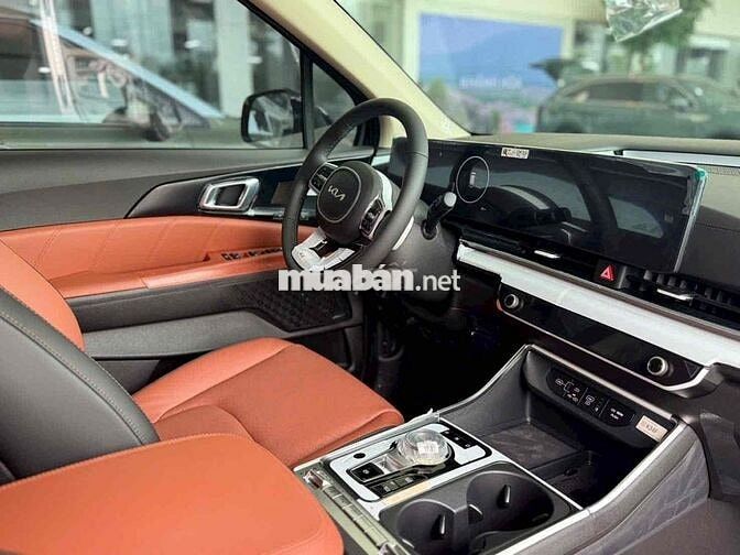 Kia Carnival HEV Signature 7 chỗ Trắng