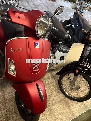 Piaggio Vespa GTS 125 2019 Đỏ 22.618 km