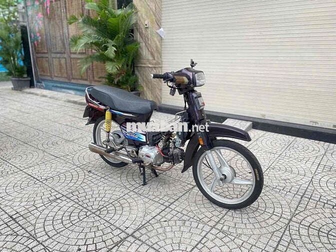 Honda Dream Nâu Hàn Quốc.bs 68