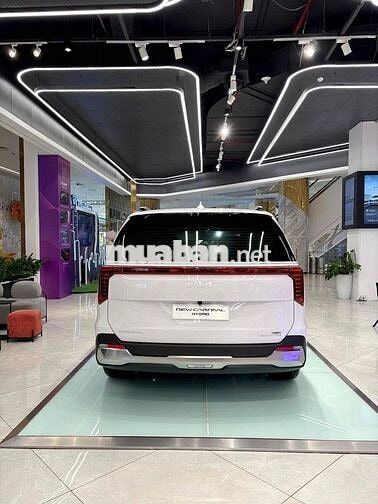 Kia Carnival HEV Signature 7 chỗ Trắng