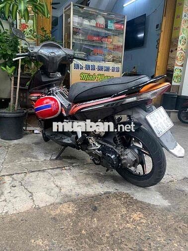 Honda Air Blade Đen vàng