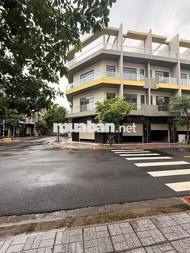 🎋Một Căn Góc *** 5,5x18m - 100m2 Trung Tâm Làng Đại Học Quốc Gia