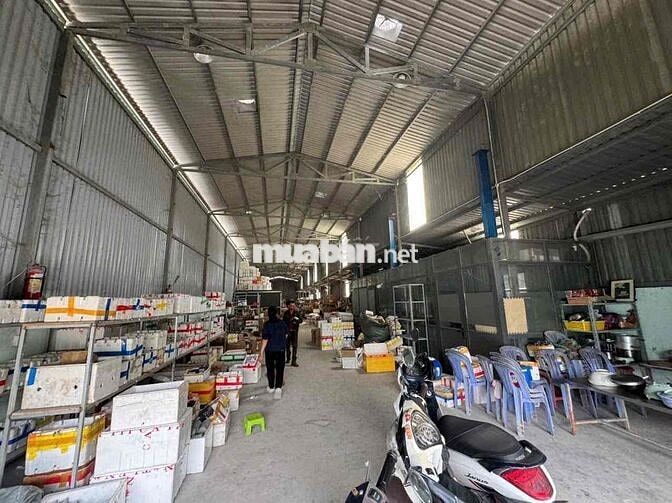 CHO THUÊ KHO XƯỞNG gần 700m ( thương lượng gặp tt chính chủ )