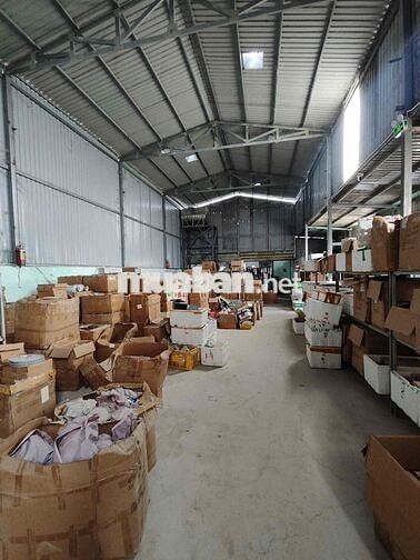 CHO THUÊ KHO XƯỞNG gần 700m ( thương lượng gặp tt chính chủ )