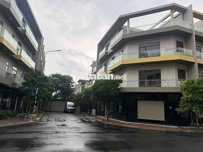 🎋Một Căn Góc *** 5,5x18m - 100m2 Trung Tâm Làng Đại Học Quốc Gia