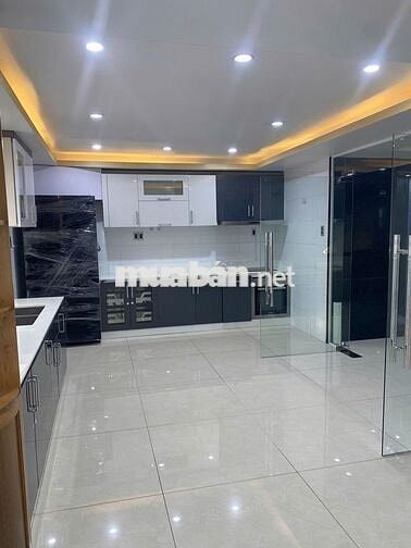 BÁN NHÀ 2 MT KINH DOANH 136 Lê Lợi, Hoà Phú 3, Bình Dương, TP. HCM