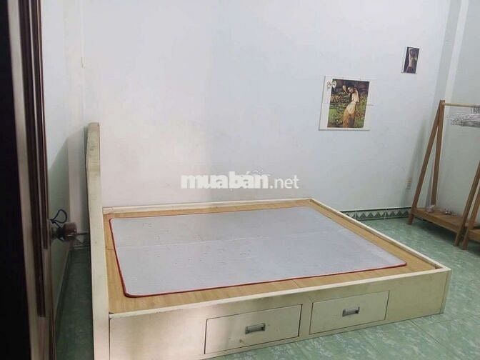 Nhà Đẹp 2 tầng – 2PN, 3WC –Gần Vạn Phúc City - 8 Triệu .nhà vào ở ngay