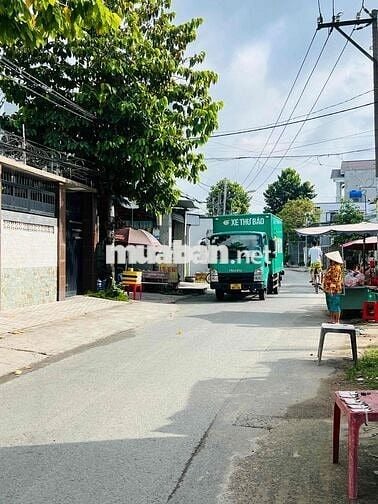 NHÀ GIÁ RẺ BÀ ĐIỂM 110m2 Ô TÔ ĐẬU CỬA , GIÁ 3 TỶ x , SỔ HỒNG TRAO TAY