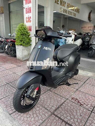 Piaggio Vespa Sprint 125cc 2023 Đen 9300 km