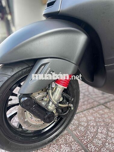 Piaggio Vespa Sprint 125cc 2023 Đen 9300 km