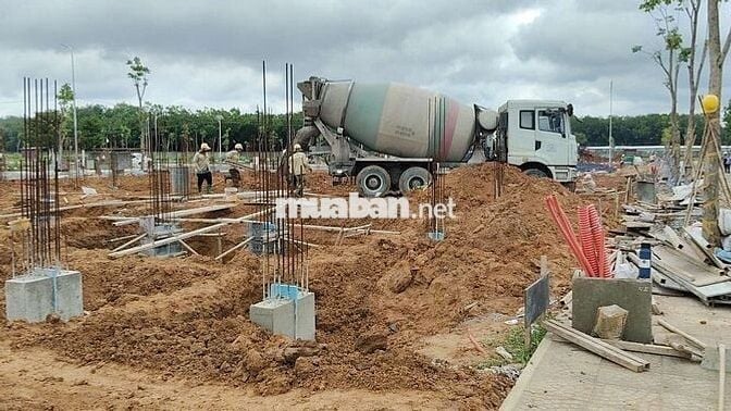 Nhà 1 trệt 1 lửng 1 lầu,sổ riêng,hoàn công, Bàn giao full nội thất