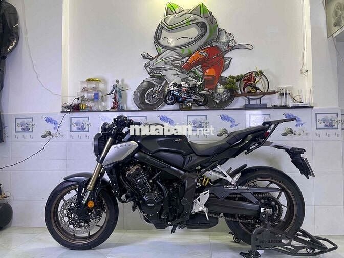 Honda CB650R 2022 Đen 8000 km