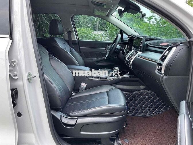 Kia Sorento Premium 2025 Trắng Tự động