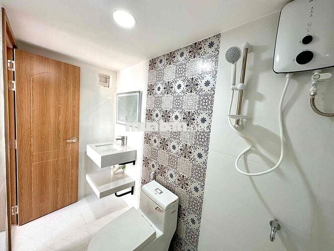 DUPLEX MỚI XÂY SÁT BÊN DH NTT/ TDTU