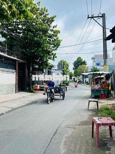 NHÀ GIÁ RẺ BÀ ĐIỂM 110m2 Ô TÔ ĐẬU CỬA , GIÁ 3 TỶ x , SỔ HỒNG TRAO TAY