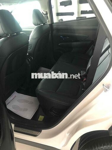 Hyundai Tucson 1.6 Turbo Trắng Tự động