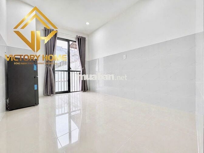 NHẬN XE ĐIỆN-Phòng mới ban công-Full nội thất-Thú cưng-kế chợ Bà Chiểu