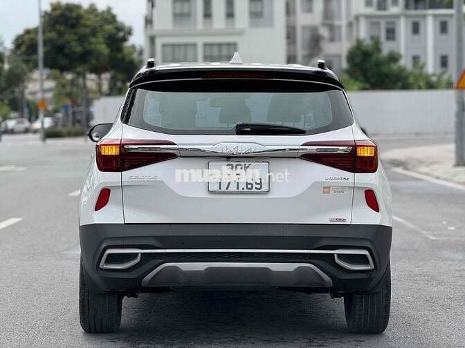 Kia Seltos 1.4 Premium 2023 Trắng 5 vạn KM