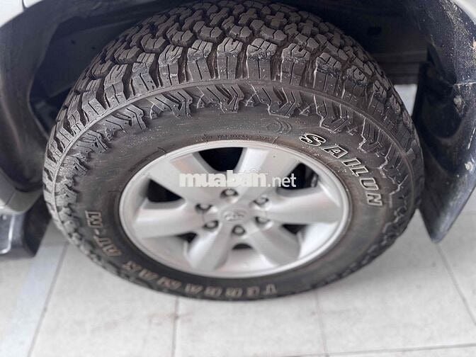 Toyota Fortuner 2009 Xăng